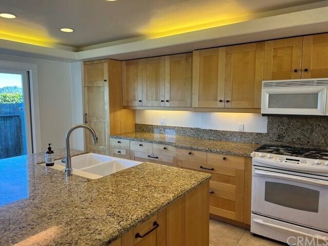 Building Photo - 24601 Harbor View Dr