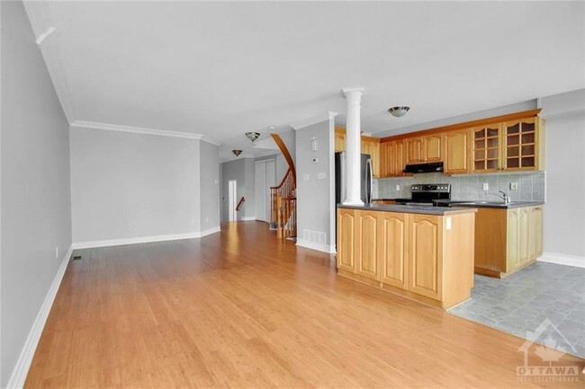Building Photo - 623 Aquaview Dr