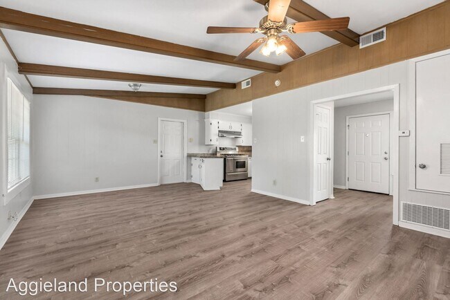 Building Photo - 3 br, 2 bath House - 309 Borderbrook