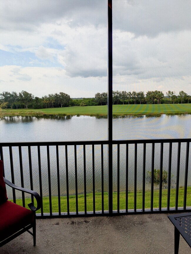 Building Photo - 7015 River Hammock Dr
