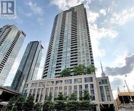 Building Photo - 18 Yonge St