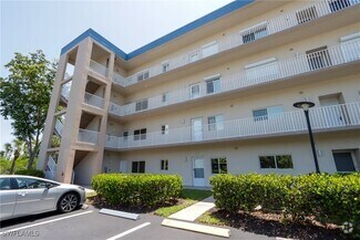 Building Photo - 14801 Park Lake Dr