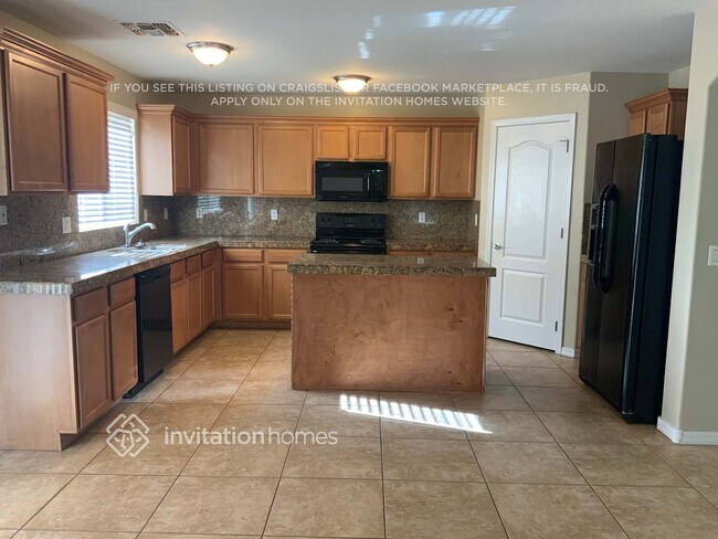 Foto del edificio - 2005 W Green Tree Dr