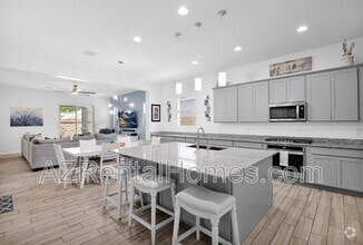 Building Photo - 8720 E Navarro Ave