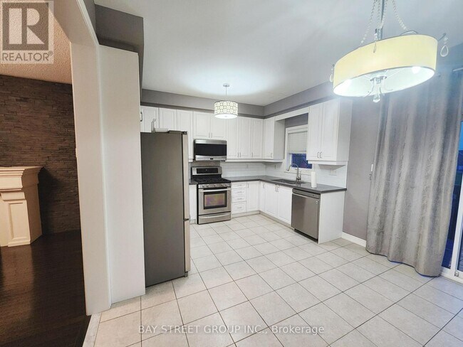 Building Photo - 93 Alexie Way
