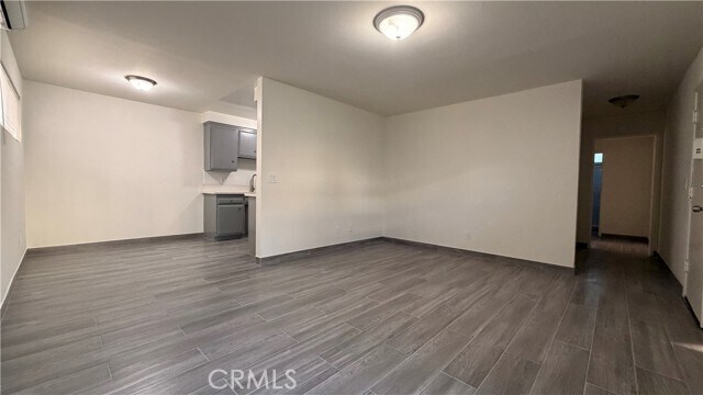 Foto del edificio - 908 Marguerita Ave