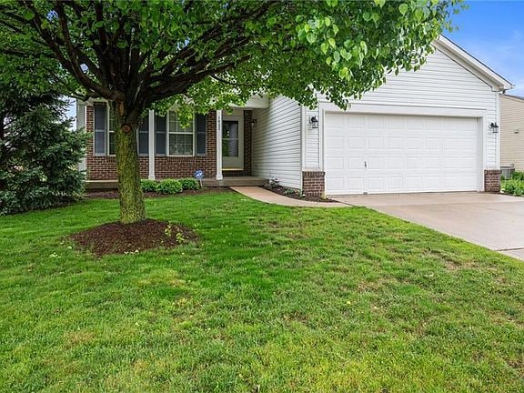 Building Photo - 1027 Pine Ridge Way