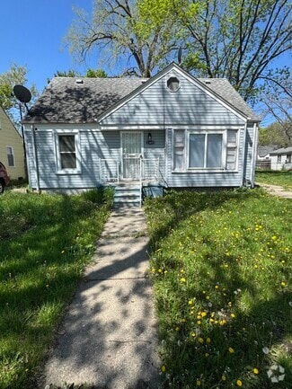 Building Photo - 15453 Fielding St