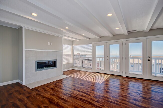 2800 Manhattan Ave, Manhattan Beach - 2800 Manhattan Ave