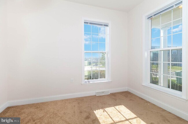 Foto del edificio - 846 Whitetail Dr