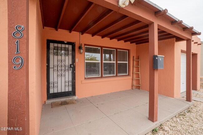 Foto del edificio - 819 Ellis St
