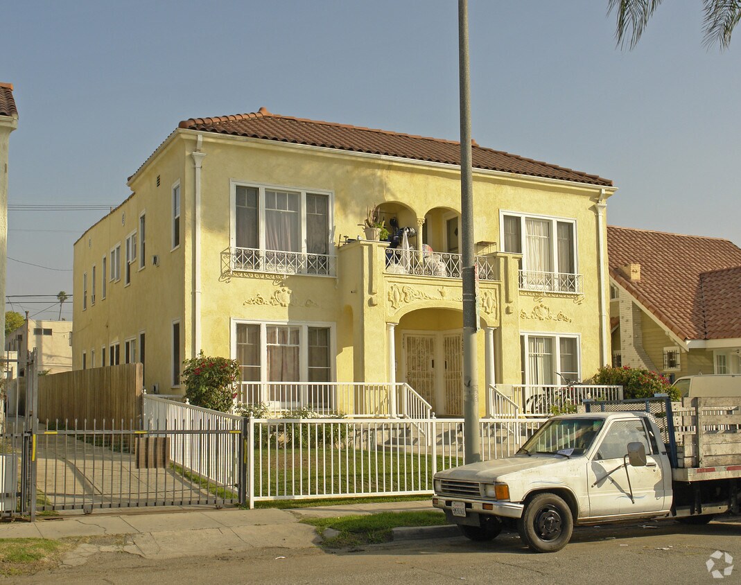 Building Photo - 1406 2nd Ave