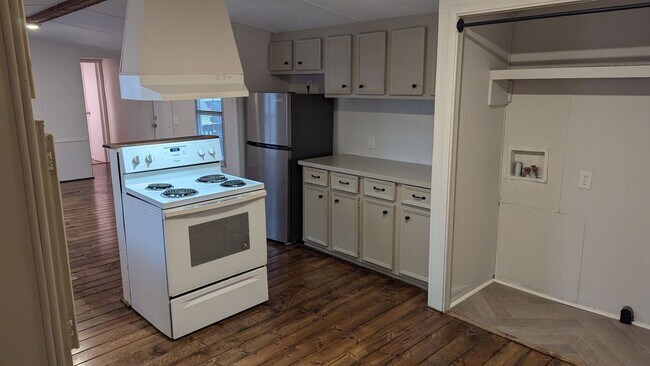 Foto del edificio - 2 Bedrooms and 2 Bathroom Mobile home