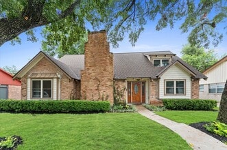 Building Photo - 9407 Brooding Oak Cir