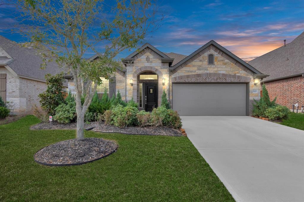 Foto principal - 10610 Forfar Ln