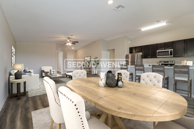 Foto del edificio - 5766 Baker RD