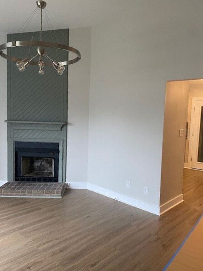 Foto del edificio - 575 Countrytown Dr