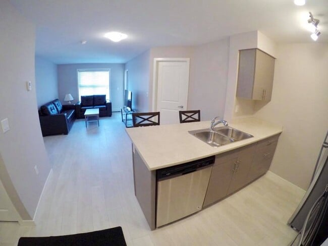 Building Photo - 5500 Mitchinson Way