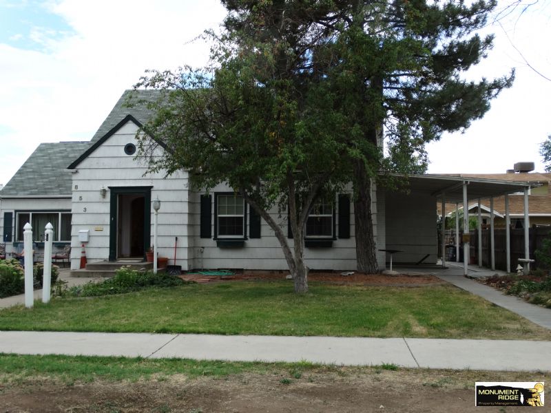Primary Photo - 851 White Ave