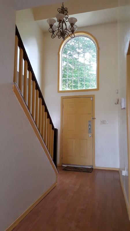 Building Photo - 2255 Whippoorwill Dr
