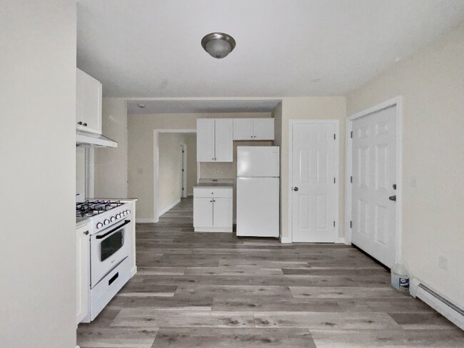 Foto del edificio - 8-10 Varnum St