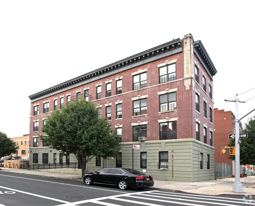 Foto del edificio - 1460-1466 St Marks Ave