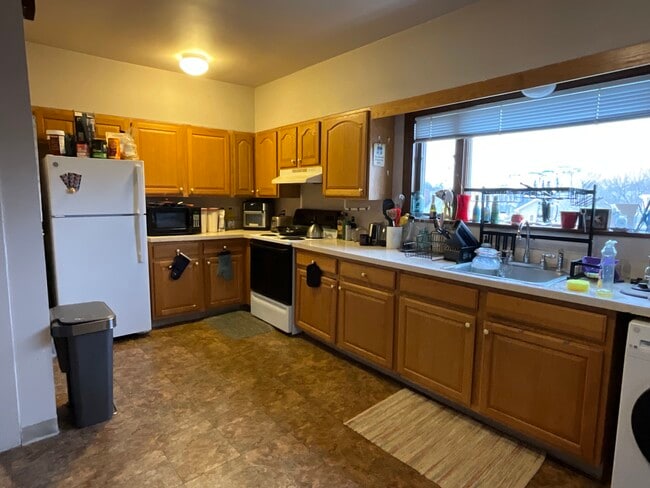 Foto del edificio - 325 Main St