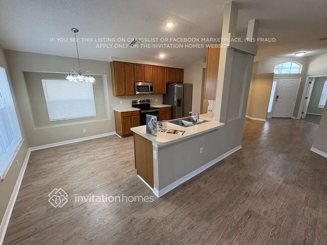 Foto del edificio - 12709 Tall Pines Way