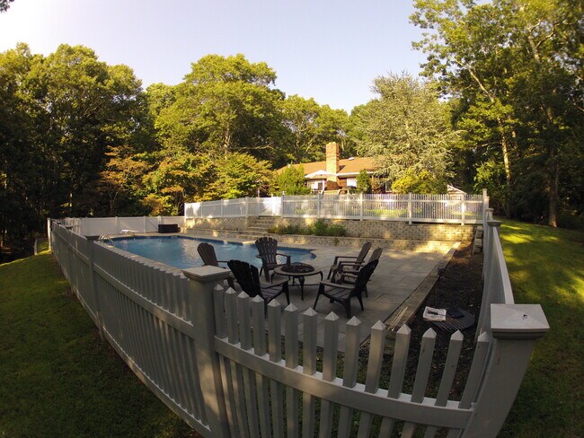 Building Photo - 157 Bridies Path