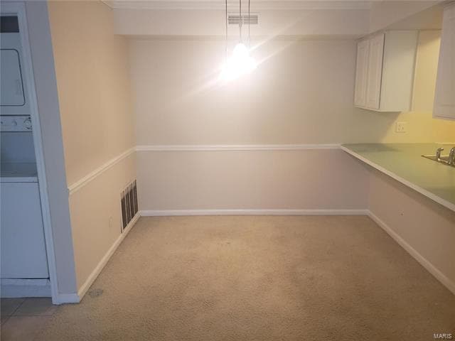 Building Photo - 425 S Geyer Rd