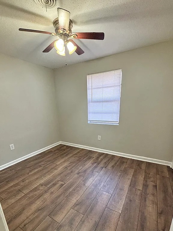 Building Photo - 3602 Kinglet Ct