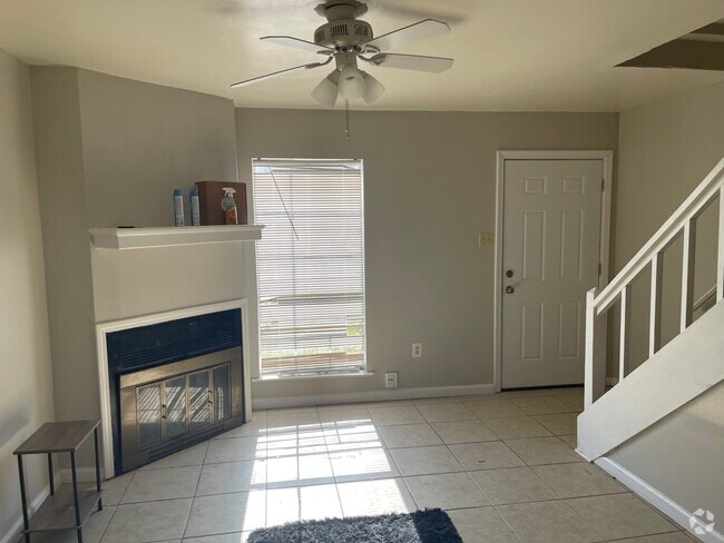 Building Photo - 3432 Yorkfield Dr