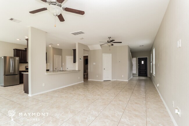 Building Photo - 23739 Via Maria Dr