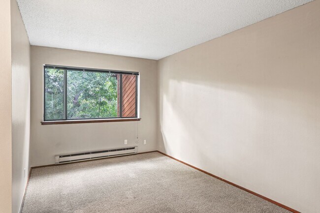 Foto del edificio - 2633 Juniper Ave