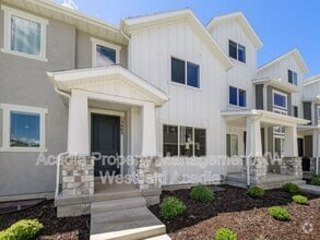 Building Photo - 15083 S Reins Wy