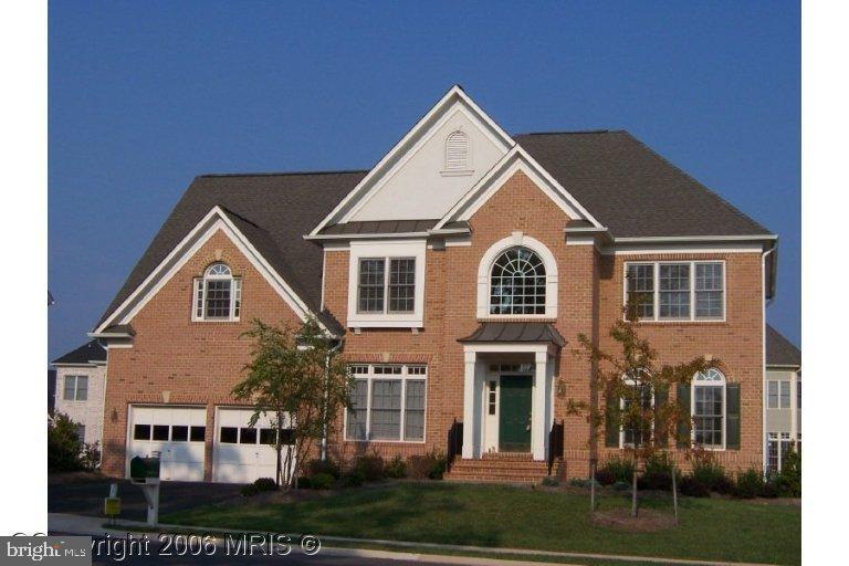 Foto principal - 15520 Tuxedo Ln