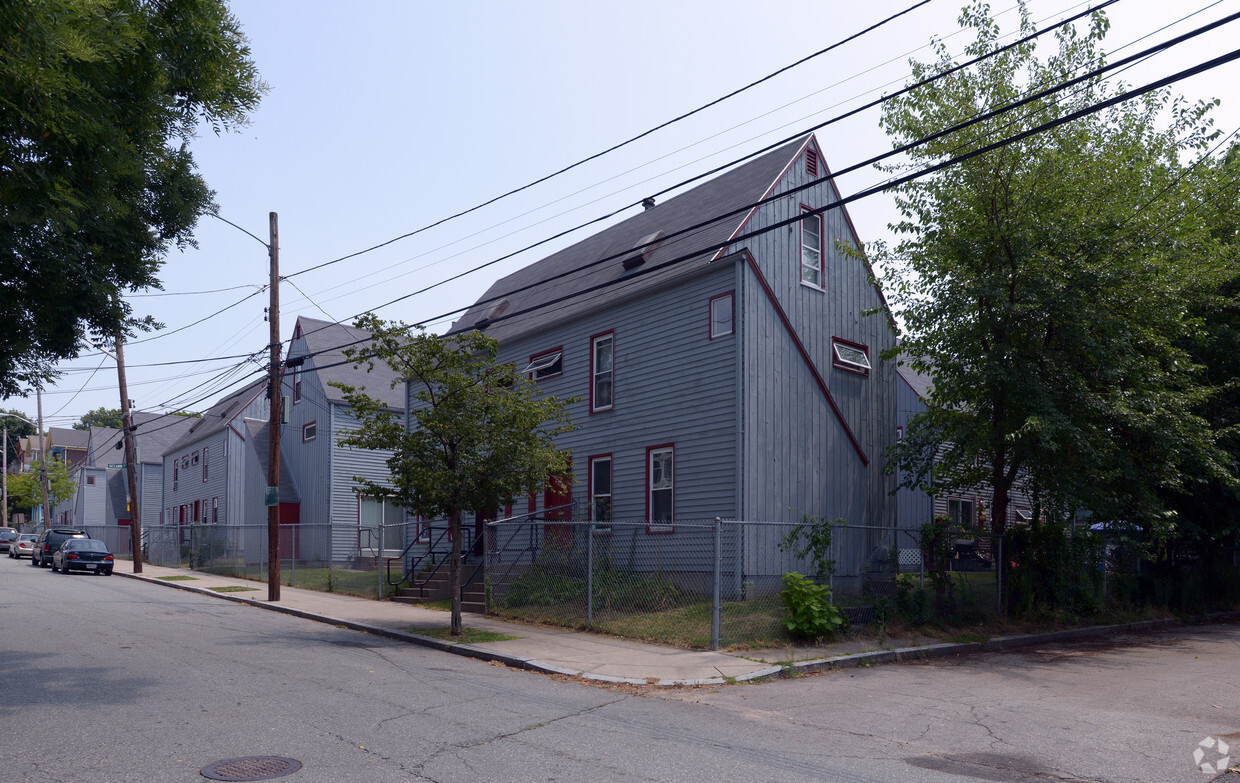 Foto del edificio - Mt. Hope Court Apartments