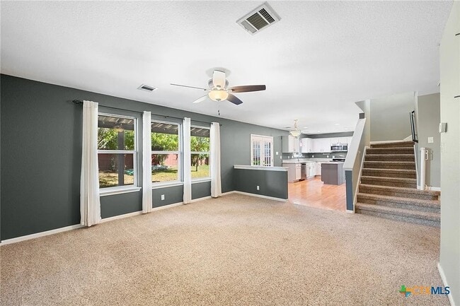 Building Photo - 264 Tierra Grande