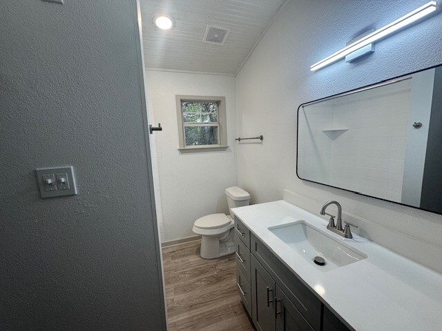Building Photo - 1215 Terjo Ln