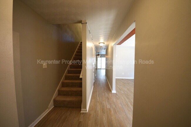 Foto del edificio - 1040 Ann St