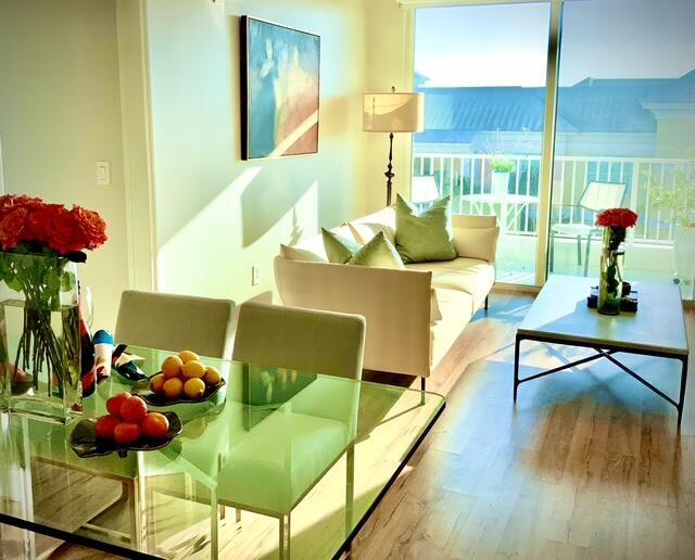 Foto del edificio - 804 E Windward Way