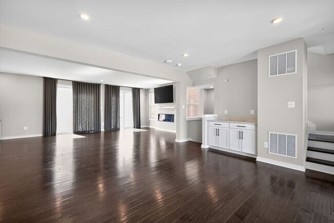 Foto del edificio - 5510 Woodyard Rd