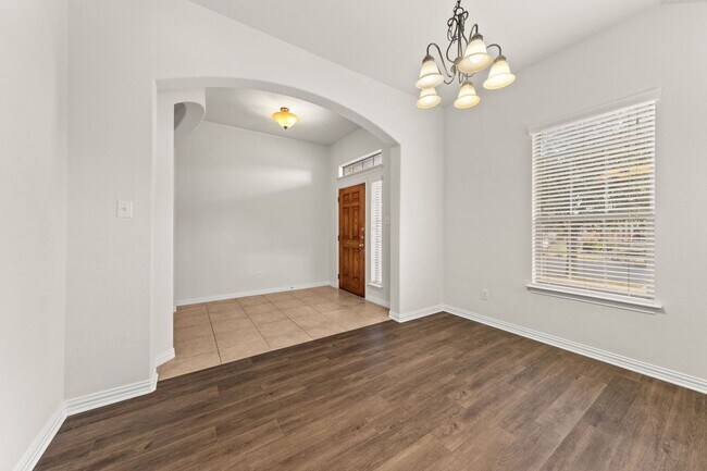 Building Photo - 411 Tascate St Georgetown, TX. 78628