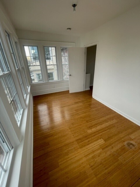 Sunroom/Bedroom/Office - 56 Laurel Ave