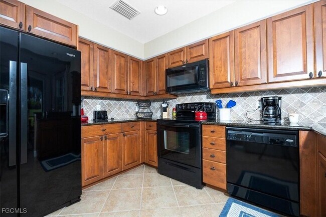 Foto del edificio - 13091 Pebblebrook Ridge Ct