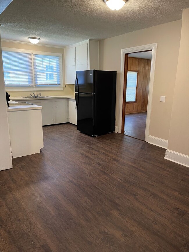 Foto del edificio - 3 Bedroom RANCH!! ***$200 FREE GROCERIES***