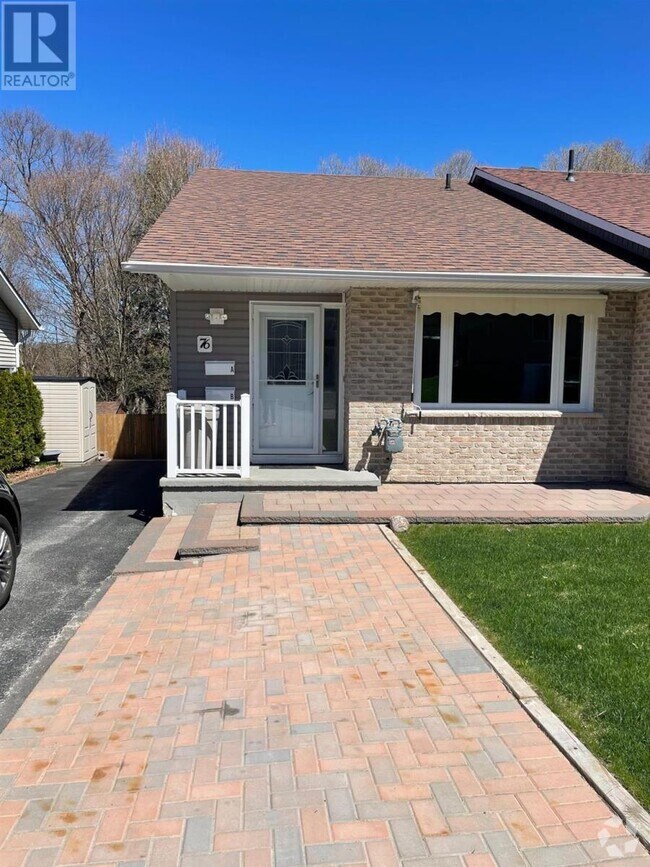 Apartments, Condos and Houses for Rent in Elliot Lake, ON 2 Rentals