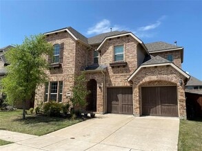 Building Photo - 6912 Badlands Dr