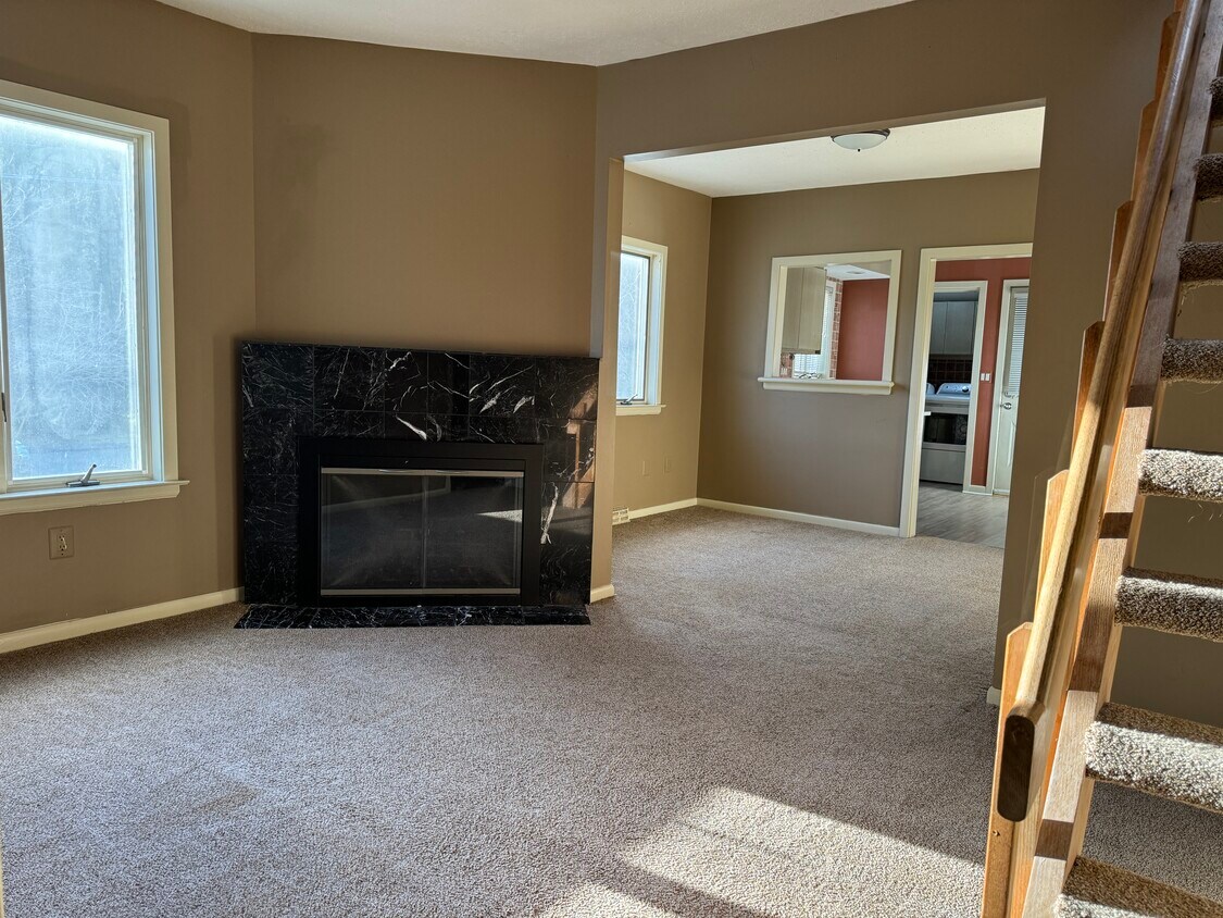 Primary Photo - 45 Crescent Ave