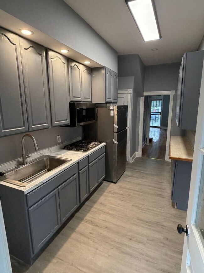 Foto del edificio - 917 Ingraham St NW